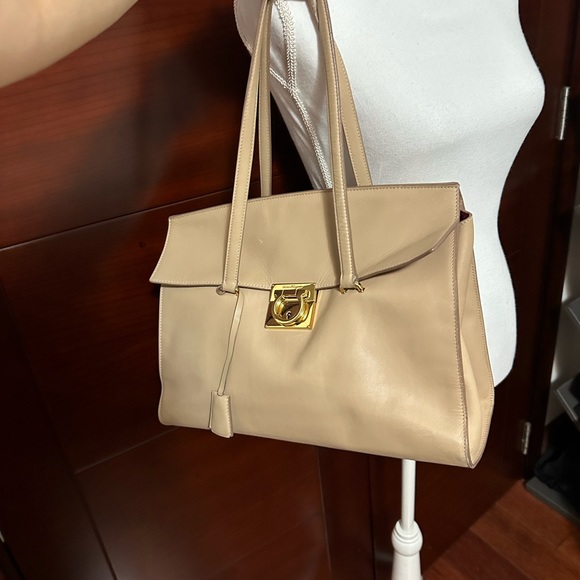 Salvatore Ferragamo women bag - Picture 4 of 13